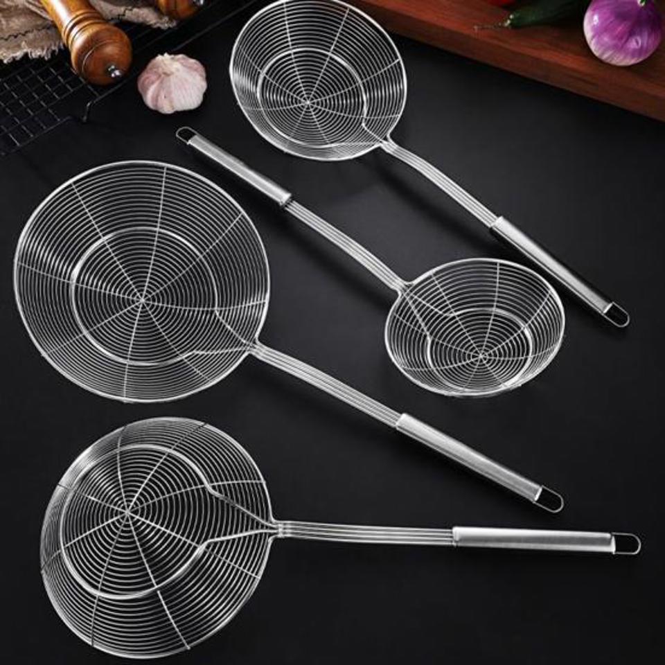 Fine-Mesh Skimmer Spoon