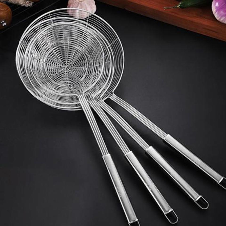 Fine-Mesh Skimmer Spoon